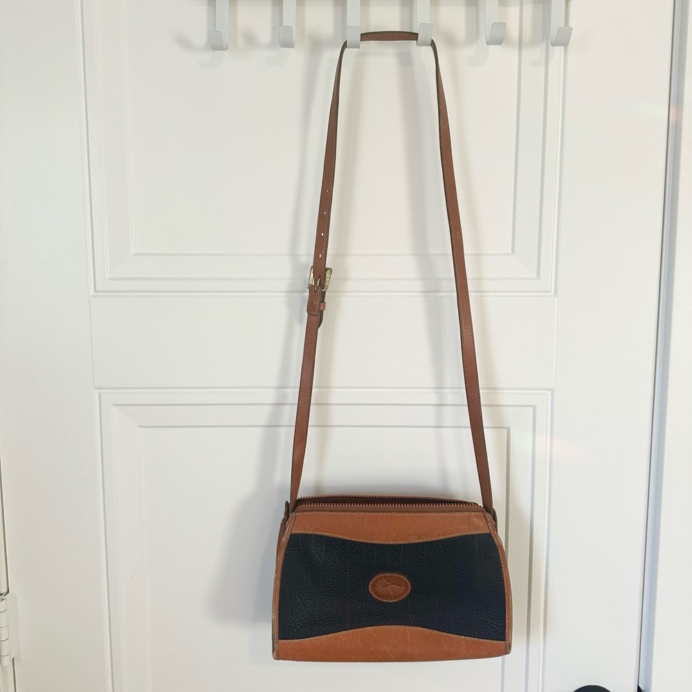 Vintage Dooney & Bourke Crossbody Bag